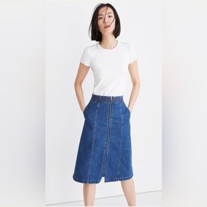 Madewell Rigid Denim Zip Midi Skirt in Farley Wash linen/cotton blend,size 28